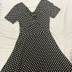 Polka dot dress (short-sleeve, A-line)
